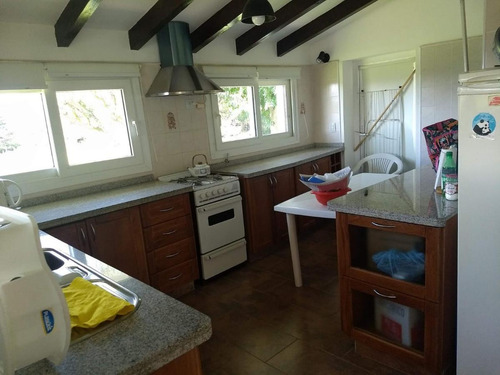 Imagen 2 de 22 de Casa Venta - 3 Dormitorios 2 Baños - 6222mts2 Totales - Villa Parque Siquiman