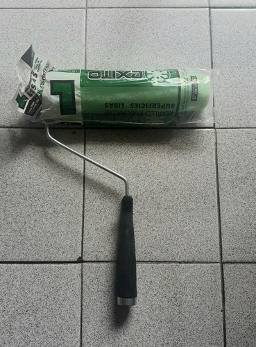 Imagen 2 de 2 de Rodillo Para Pintar Completo De Alta Y Media Densidad 14pz