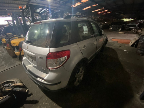 Imagem 3 de 4 de Sucata Suzuki Sx4 2012 Gaolina 145cvs