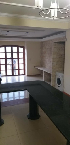 Imagen 4 de 12 de Casa Enpueblo Viejo De 3 Niveles Con Muelle - 0424-8116548