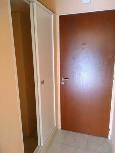 Monoambiente En Pilar Centro - Oportunidad Y Comodidad