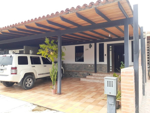 Imagen 1 de 14 de Casa En Resd. Villas De Alcala, San Diego Luz M 04147550846 Fr