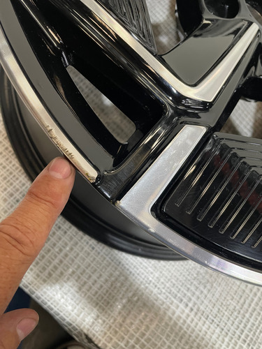 Roda Original Byd Seal 3.8 2024/25 Aro 19 (unid) (Usado)
