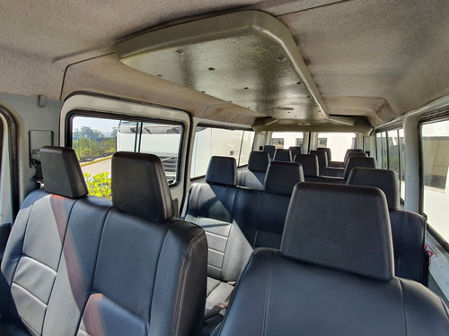 Mercedes-benz Mb Sprinter 313 Cdi 15+1 2006 / Financiamos
