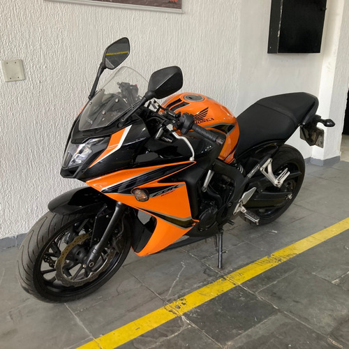 Imagem 3 de 7 de Honda Cbr 650f
