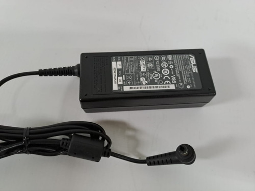 Imagen 2 de 3 de Adaptador Asus Original 65w19v 3pin(blk)