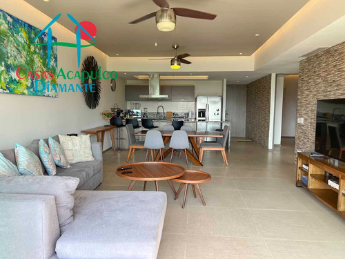Cad La Isla Java I5. Terraza Con Vista A Las Albercas Y Áreas Comunes