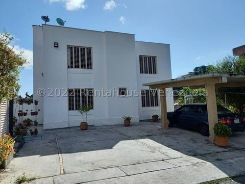 Imagen 1 de 28 de Casa En Venta En El Hatillo 22-19081 Angela Sánchez 04141417214