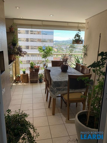 Imagem 2 de 15 de Apartamento - Empresarial 18 Do Forte - Sp - 677166
