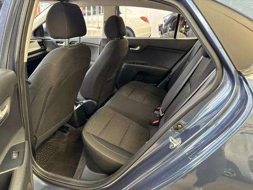 Kia Rio 1.6 L Sedan Mt