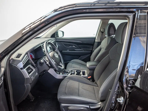 Ssangyong 1.5t Glx Cg111 4x2 At 5p Korando