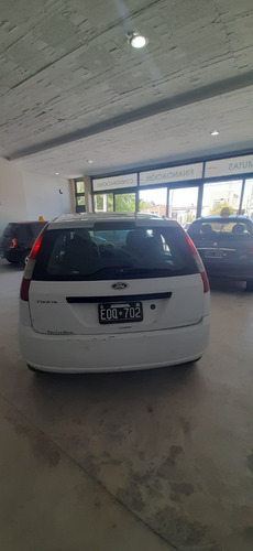 Imagen 3 de 17 de Ford Fiesta Energy 1.6 2004