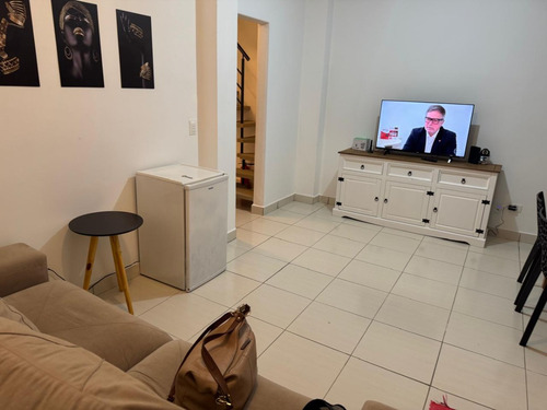 Pensionato Com Suítes E Quartos Individuais (mobiliado)