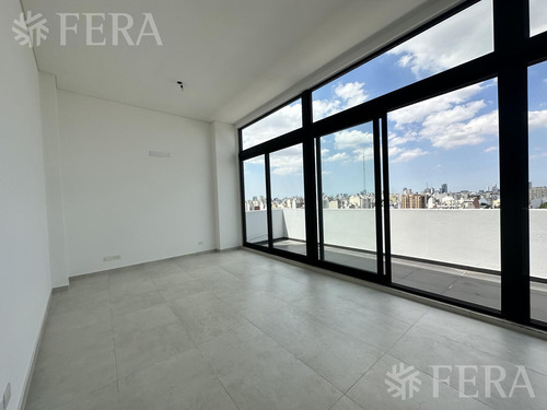 Venta Departamento Monoambiente Con Terraza En San Cristobal