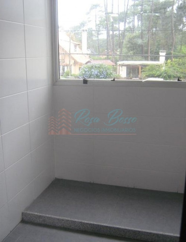 Casa En Pinares- Ref: 6031