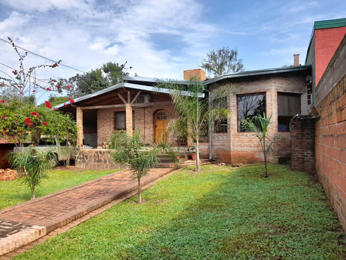 Casa Sobre Calle Sarandi 261 Eldorado - Misiones