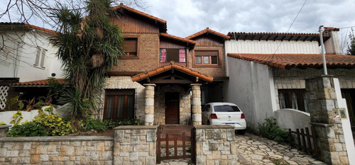 Chalet De 2 Plantas En Lote De 314 M2 (retasado)