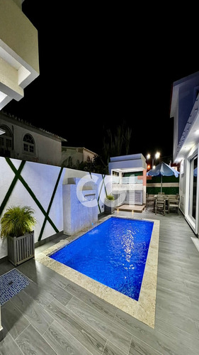 Cgi+ Luxury El Tigre Ofrece En Venta Espectacular Casa 