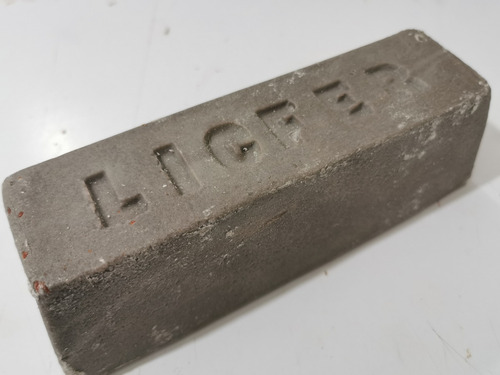 Imagen 1 de 3 de Pasta Para Pulir Metales Ferrosos Negra Licfer Lf-07