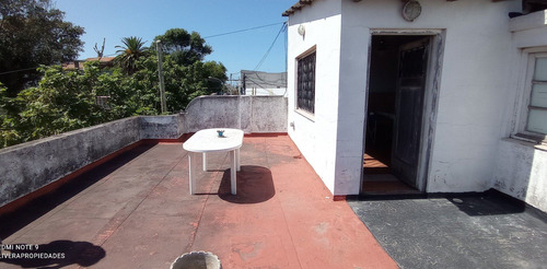 Imagen 4 de 12 de Casa Galpón Y Local