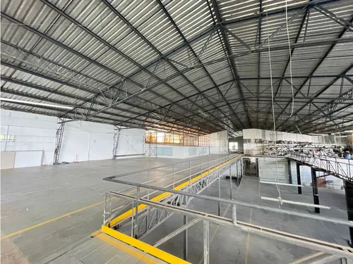 Bodega En Arriendo El Caimo