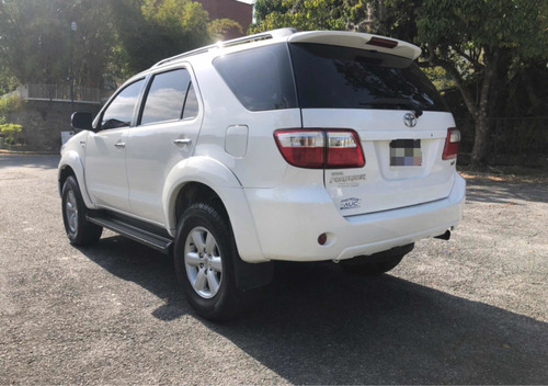 Toyota Fortuner 4x4