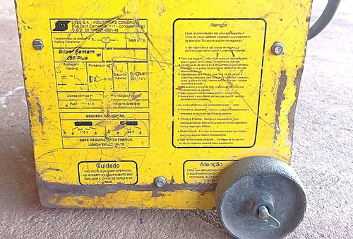 Maquina Solda Esab Super Bantam 256 - 110/220v C/ Plugue Amarelo (Usado)