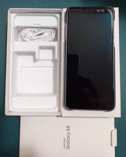 Celular Samsung A8