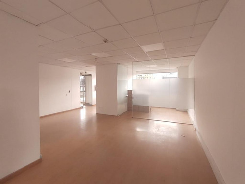 Imagen 12 de 17 de Edificio En Arriendo En Bogotá El Lago. Cod 102337