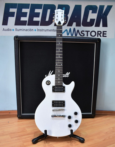 Paquete De Guitarra Electrica  Bellator Egp10wlp-wh Color Blanco