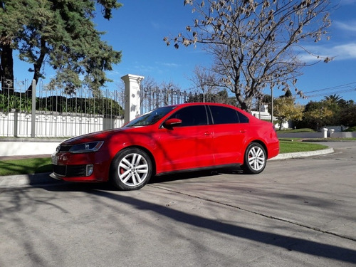 Volkswagen Vento 2.0 Sportline Tsi 200cv Dgs 2013