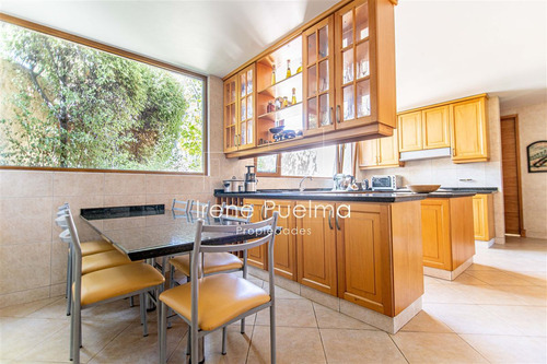 Vende Excelente Casa En Sector Los Nogales En Lo Barnechea