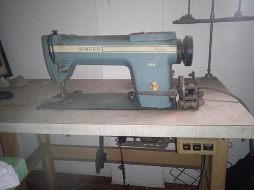 Remato Maquina De Coser Marca Singer Perfectas Condiciones