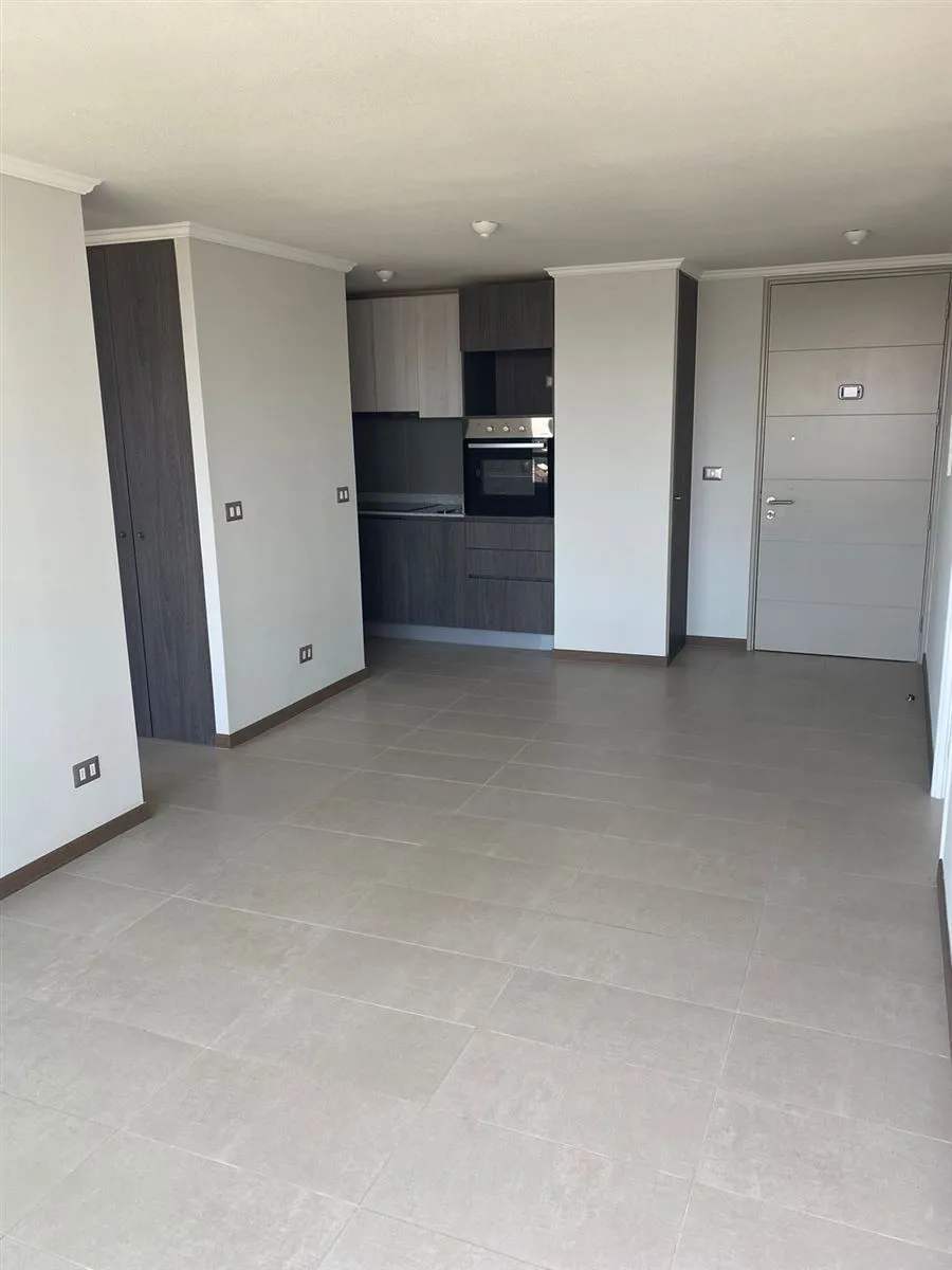 Imagen 3 de 17 de Departamento En Arriendo De 2 Dorm. En Independencia