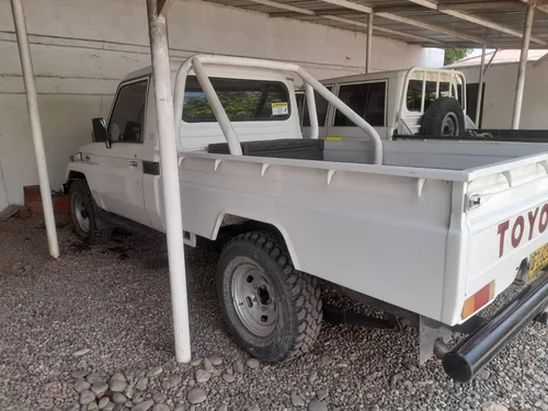 Toyota Land Cruiser 4.5 Fzj75