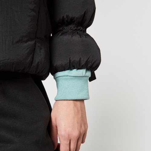 Imagen 5 de 9 de Campera Puffer Stellar Black