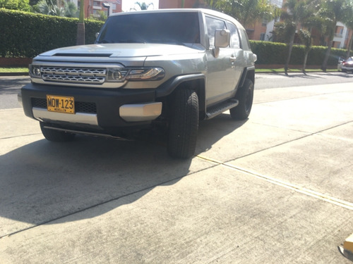 Toyota Fj Cruiser 4x4 4.0 V6 Automatica 3226438097