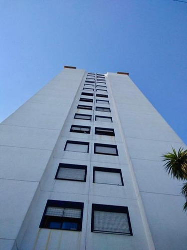 Imagen 2 de 25 de Departamento 3 Amb - Rafaela 4900 - Villa Luro