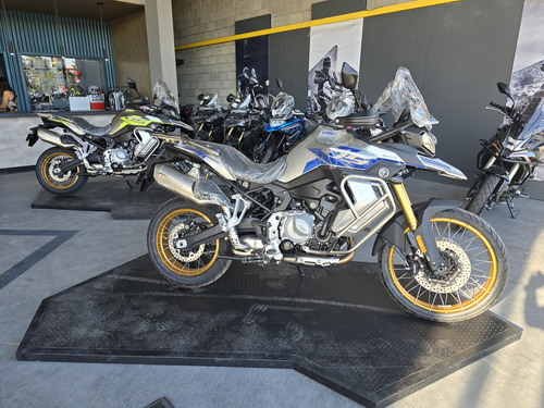Voge 900 Dsx