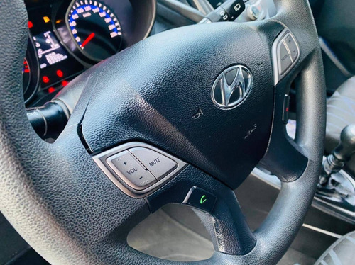Imagem 12 de 15 de Hyundai Hb20 1.0 Comfort Plus 12v Flex 4p Manual