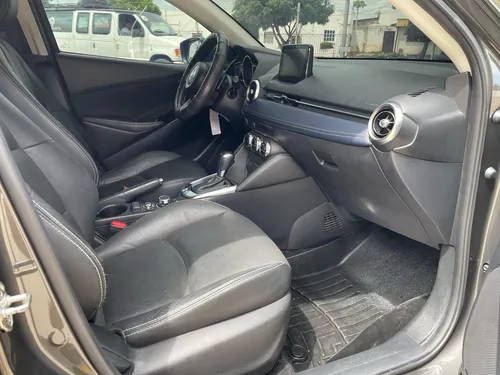 Mazda 2 Touring