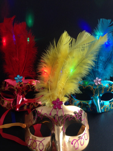 Imagen 5 de 10 de Combo X10 Mascara Antifaz Full Led Luminoso Disfraz Cotillon
