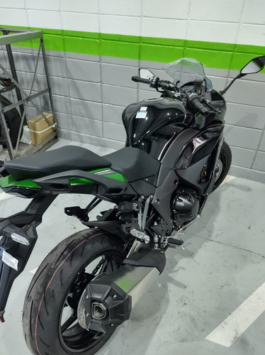 Imagen 6 de 25 de Kawasaki Ninja 1000 Sx ( No Fjr 1300 No Cbr 1000 No S1000r)
