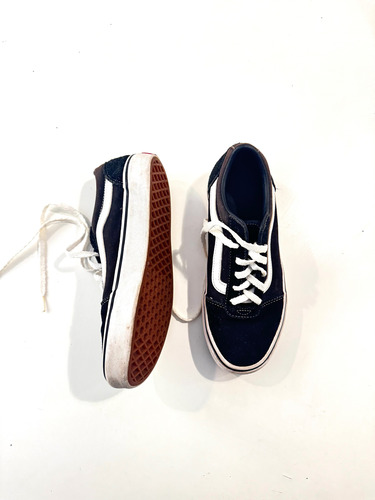 Vans Negras Clásicas Usadas (Usado)