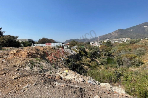 Increíble Terreno En Venta - San Bartolomé Coatepec
