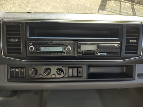 Vw 11180 Delivery Prime 2022 Com Bau De 4,80 Mtrs Isolado