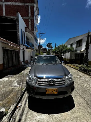 Toyota Fortuner 2.7l
