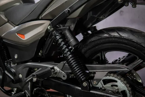 Bajaj Pulsar 180 Fi 2022