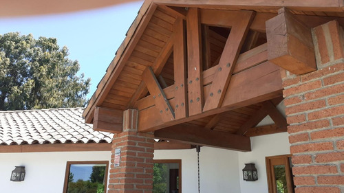 Vendo Excelente Casa Solida, 100% Confortable, Sin Detalles.