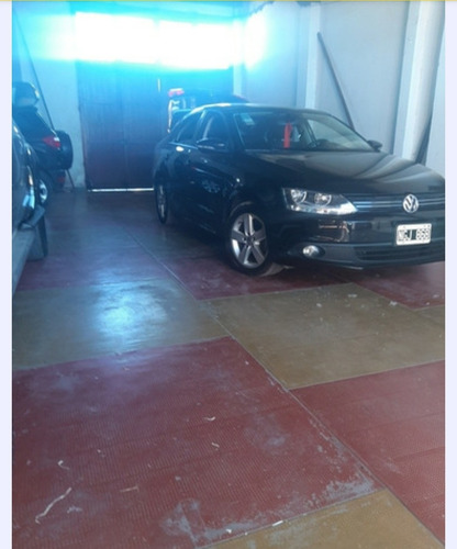 Volkswagen Vento 2.5 Luxury 170cv 2014